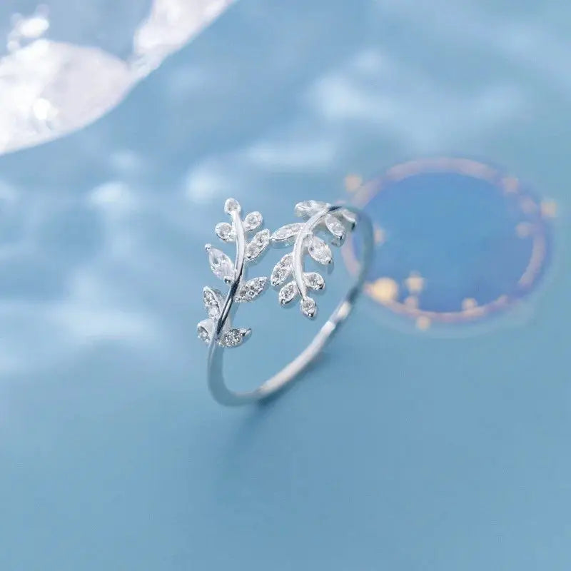 Silver Zircon Leaf Ring