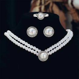 Classic Pearl Bridal Set