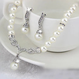 Gold Pearl Bridal Set