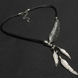 Bohemian Feather Pendant Necklace