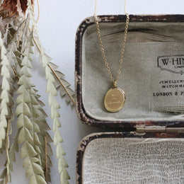 Jade Rabbit Moon Necklace