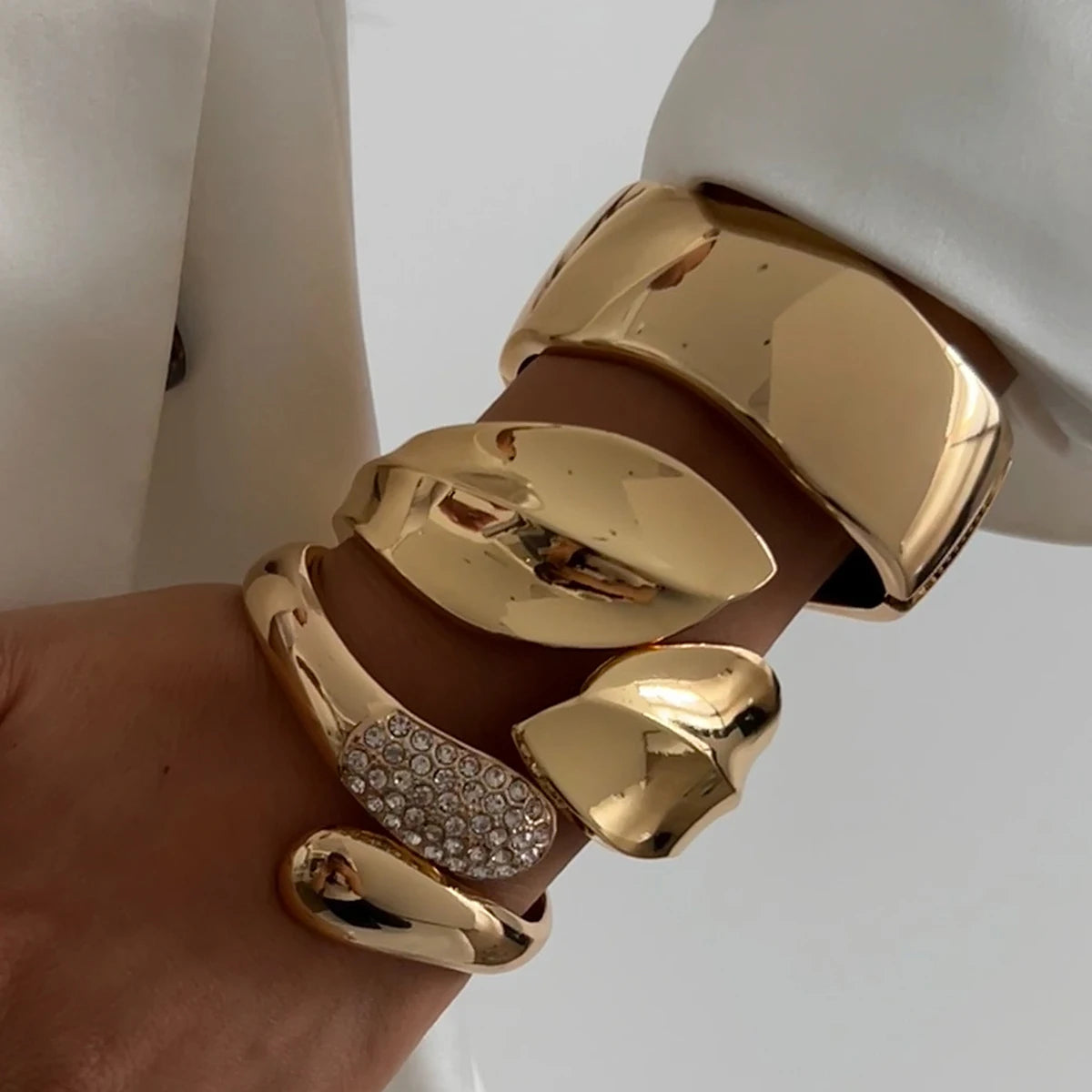 Rhinestone Waterdrop Cuff Bracelet