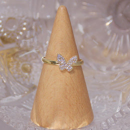 Minimalist Cubic Zircon Ring