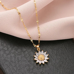 Zirconia Flower Pendant Necklace