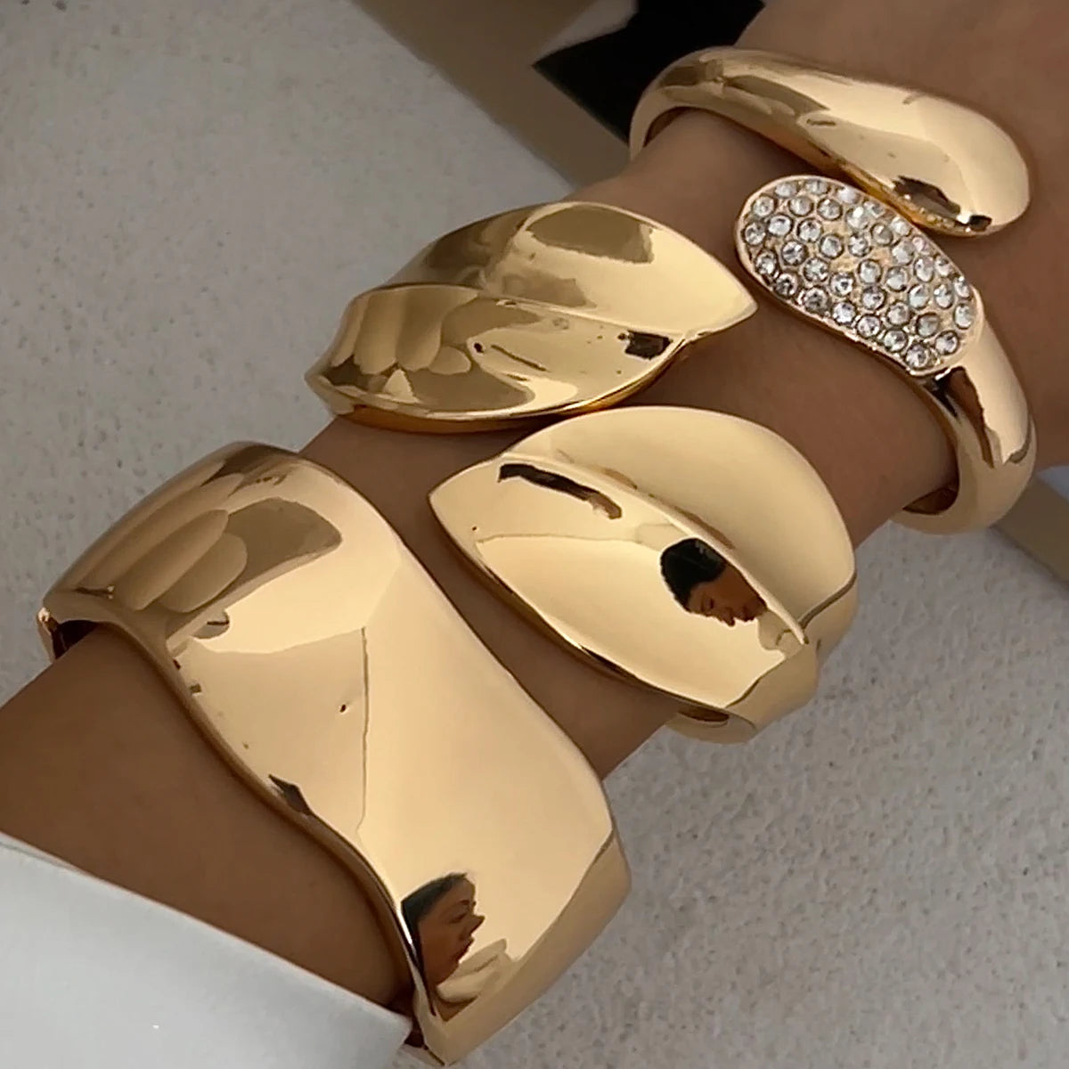 Rhinestone Waterdrop Cuff Bracelet