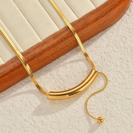 Curved Bar Pendant Necklace