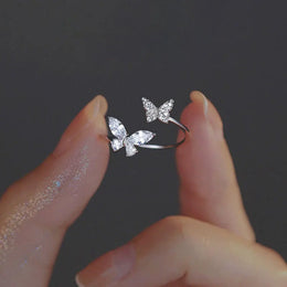 Minimalist Cubic Zircon Ring
